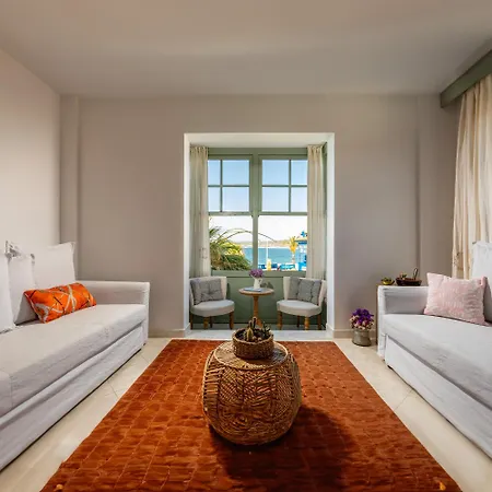 Cumbalica Aparthotel 4*