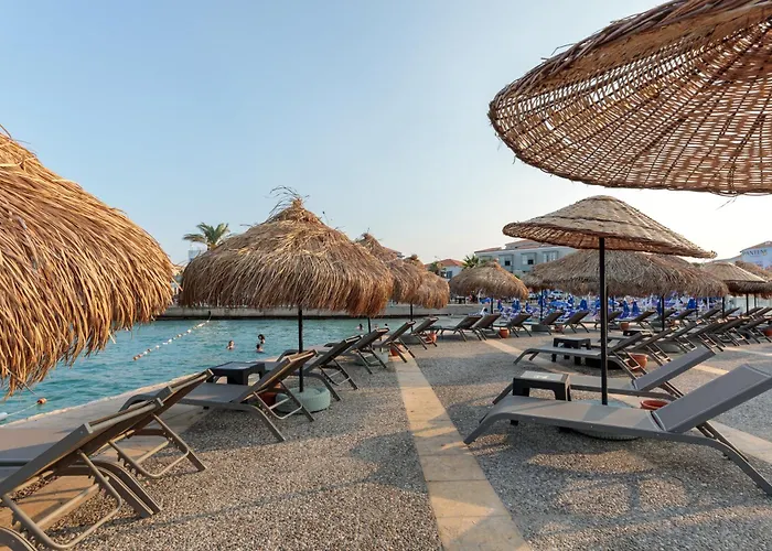 Cumbalica Lägenhetshotell 4*